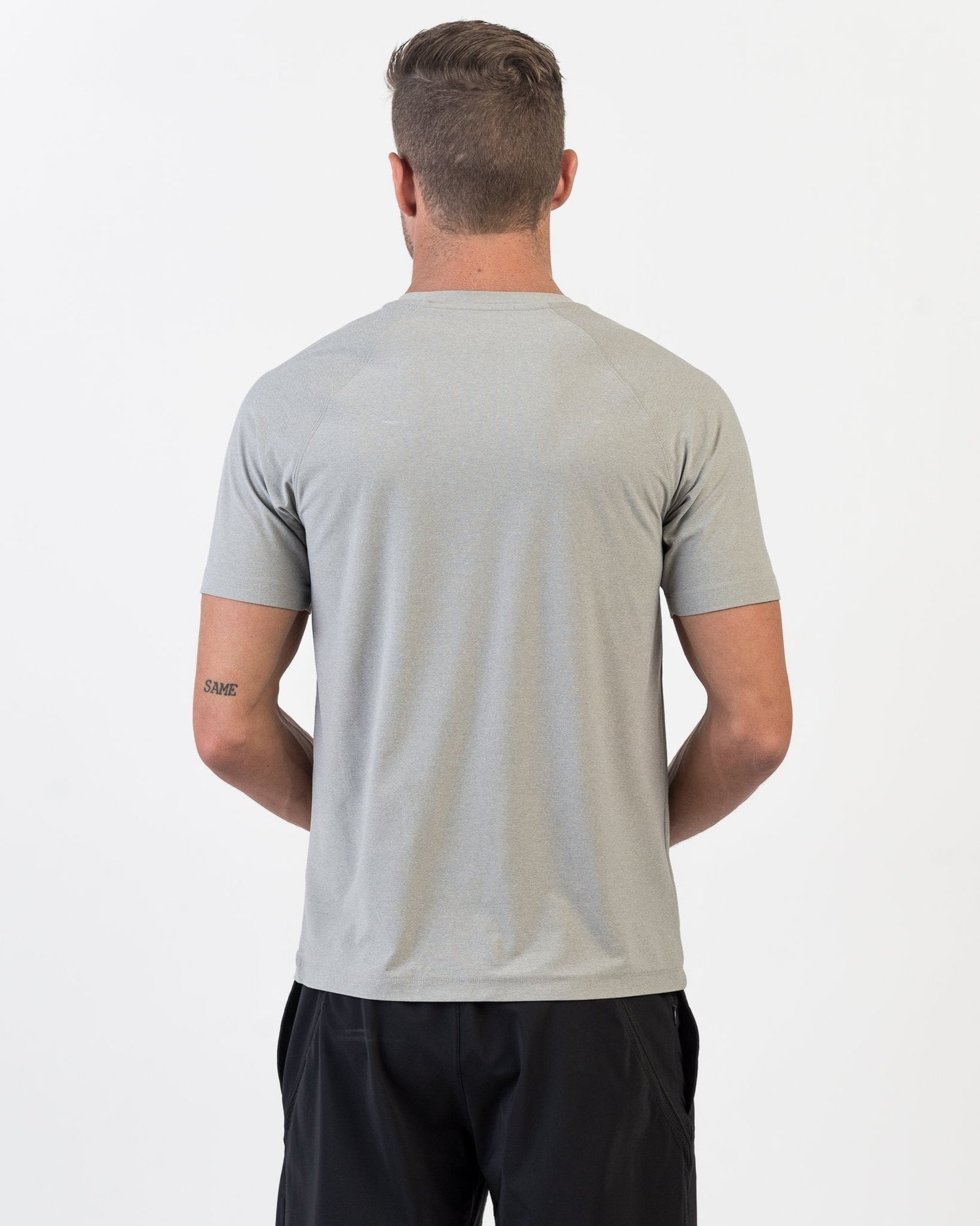 Men's performance crewneck t-shirt in heather grey