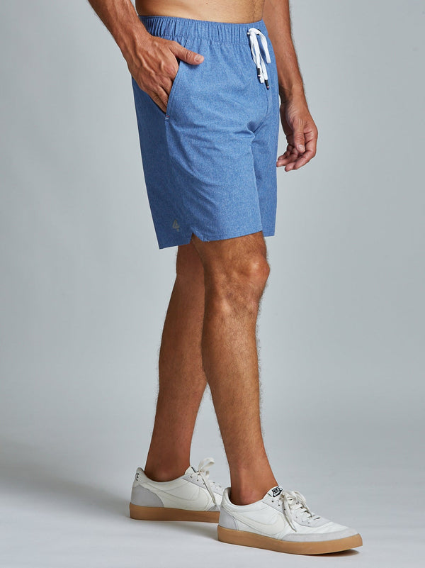 Men's athletic multi-functional short in heather blue