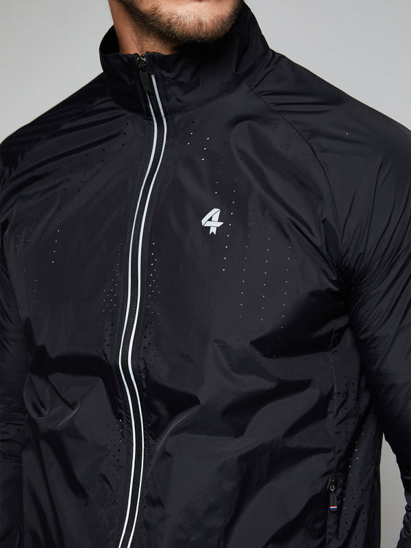 Men's ultra lightweight fitness jacket in black
