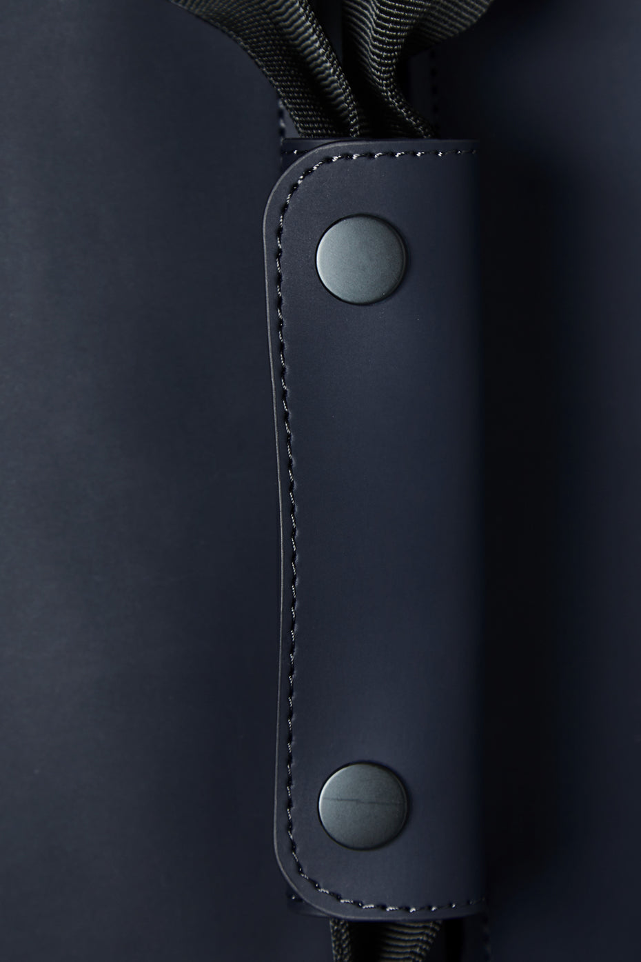 Waterproof, durable gym bag in navy