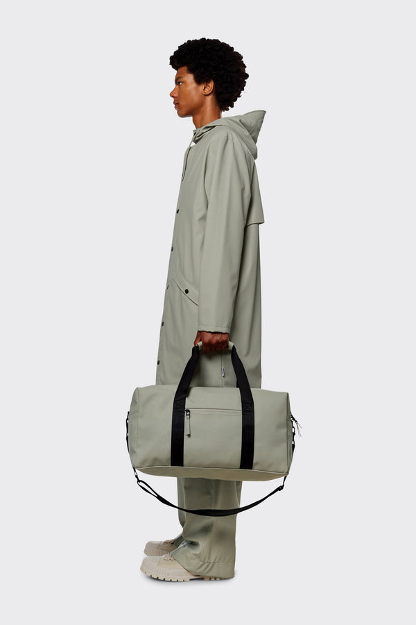 Waterproof, durable gym bag in cement grey