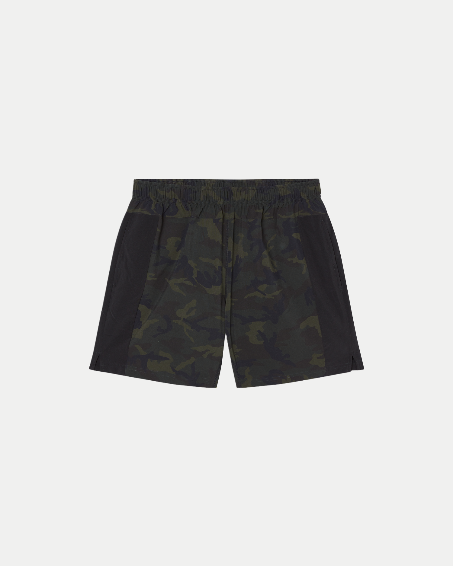 Men's 7 inch, soft training short in camouflage/black