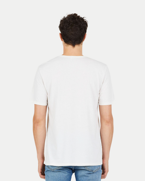 Men's ultra soft classic v-neck shirt in white