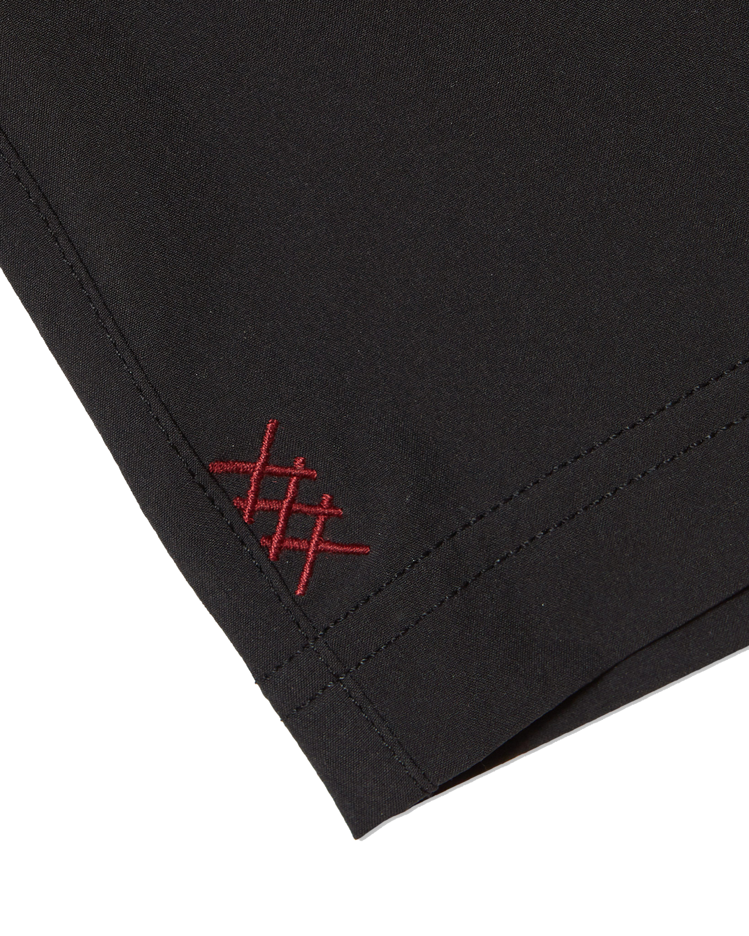 Men's 9 inch work out short in black that is flexible, comfortable and quick-drying.