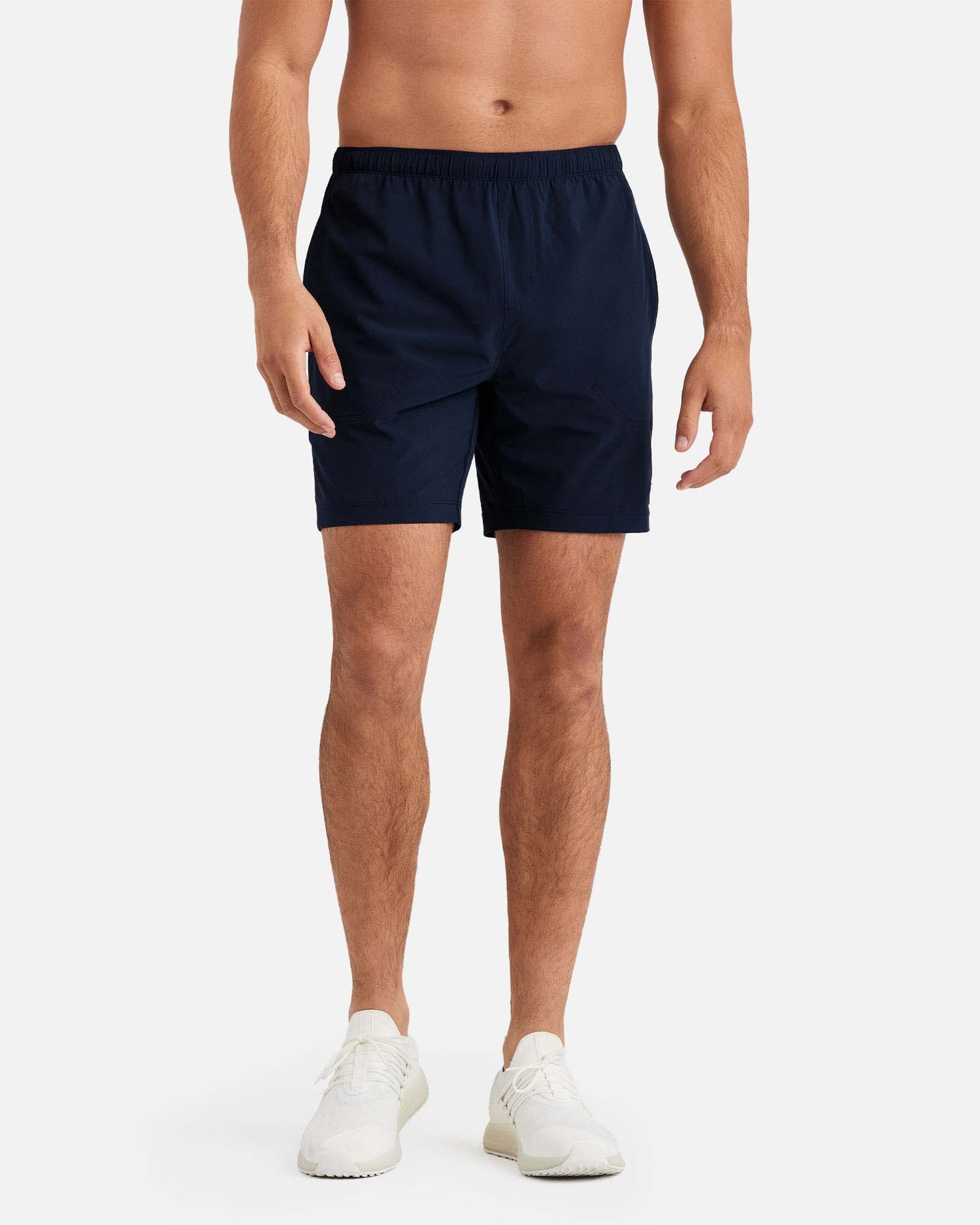 Men's 7 inch training short in navy blue