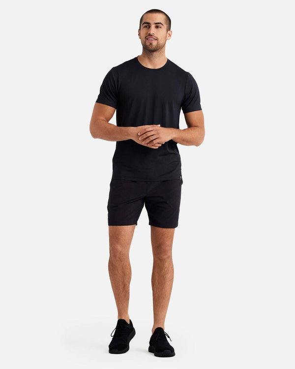 Men's 7 inch training short in black