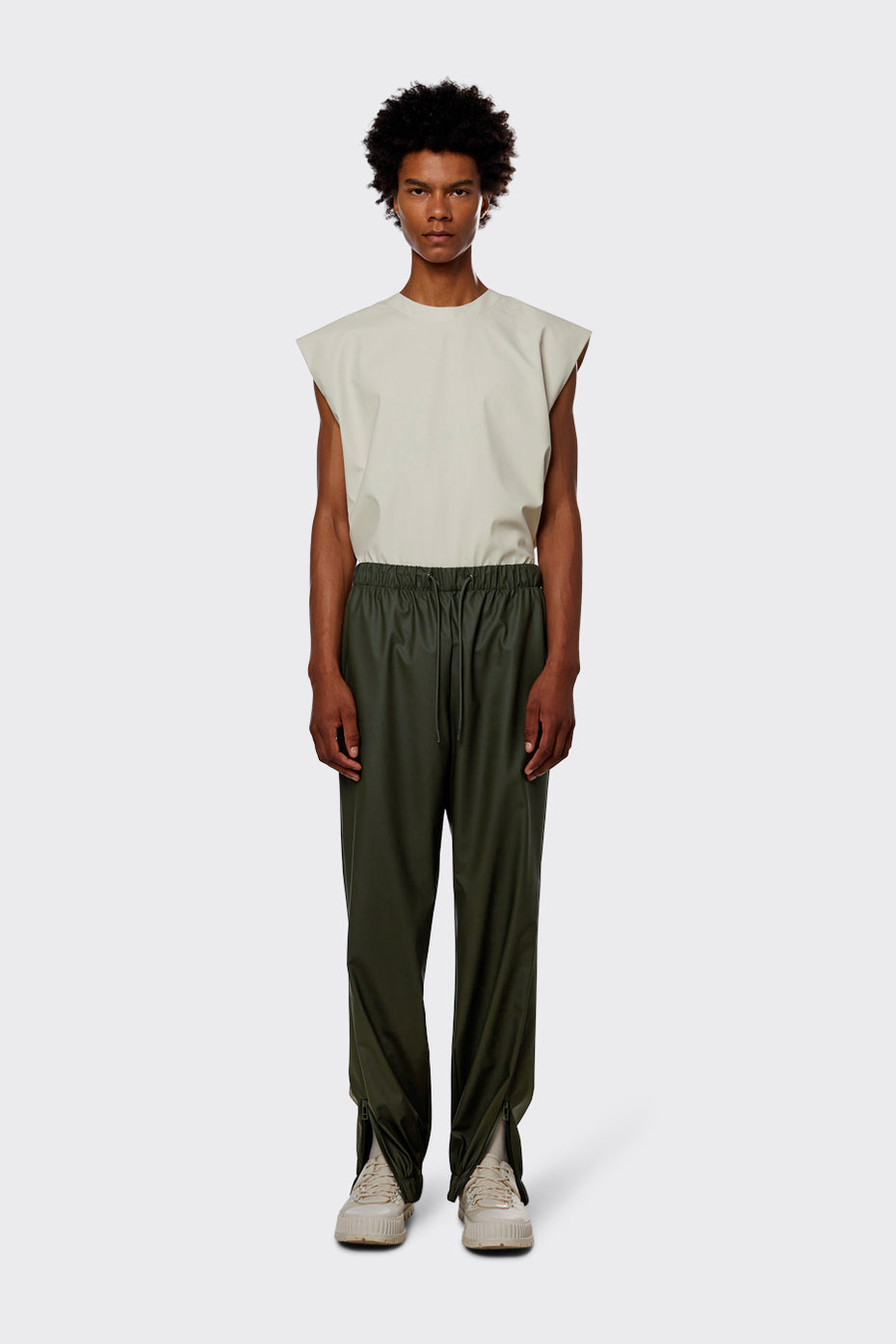 Men's waterproof lightweight pants in green