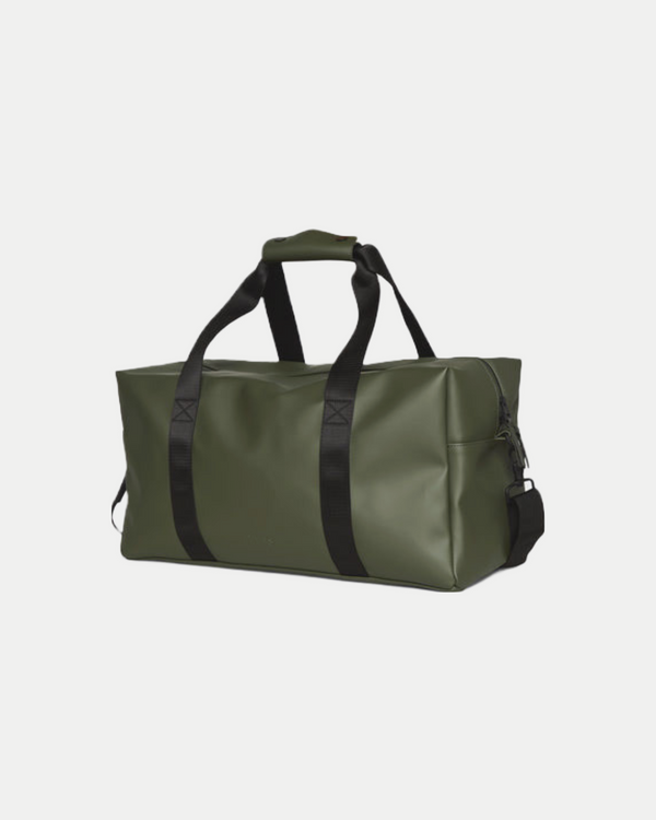 Waterproof, durable gym bag in color evergreen