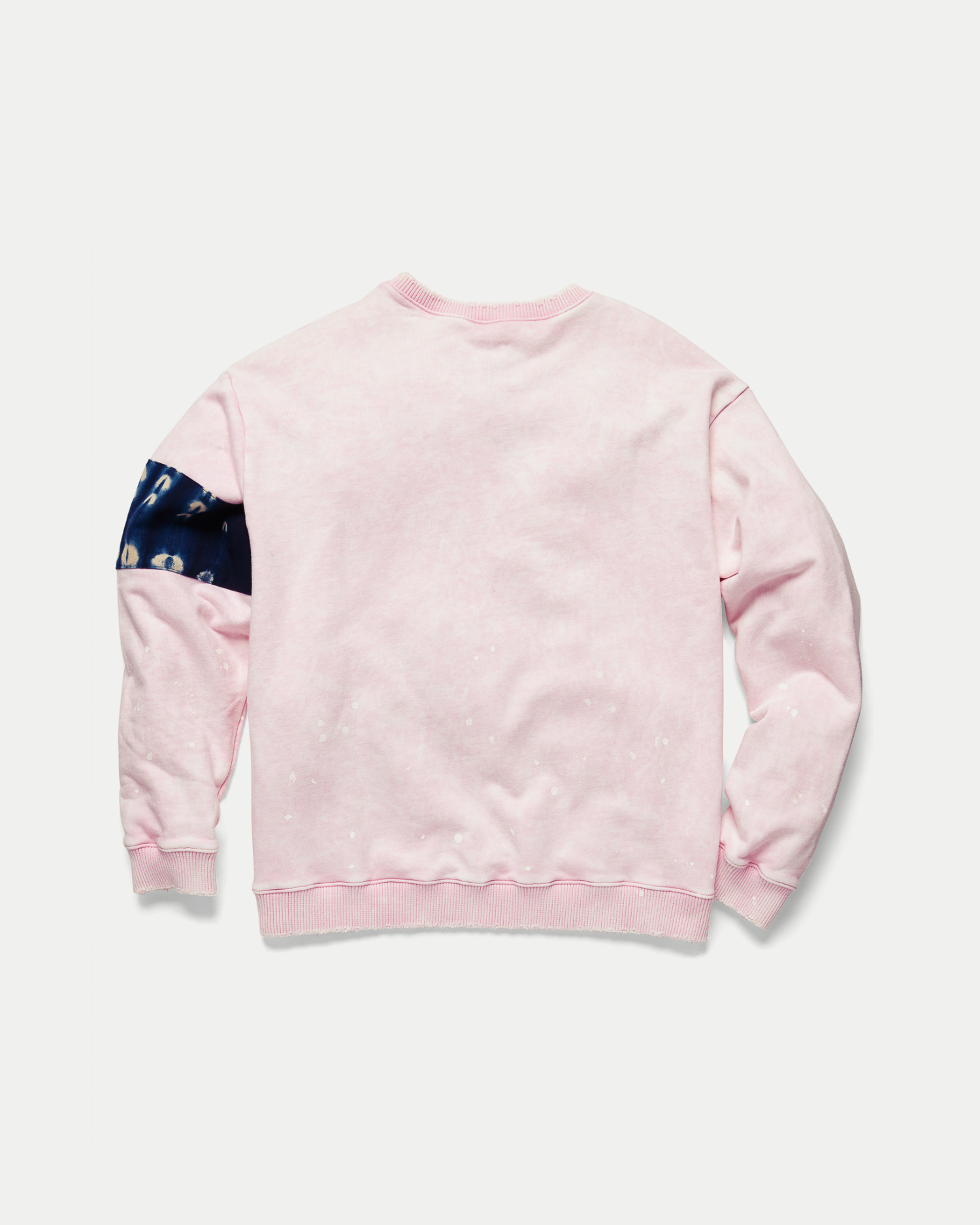Men's oversized crewneck sweater in pink with artistic features in 100% cotton.