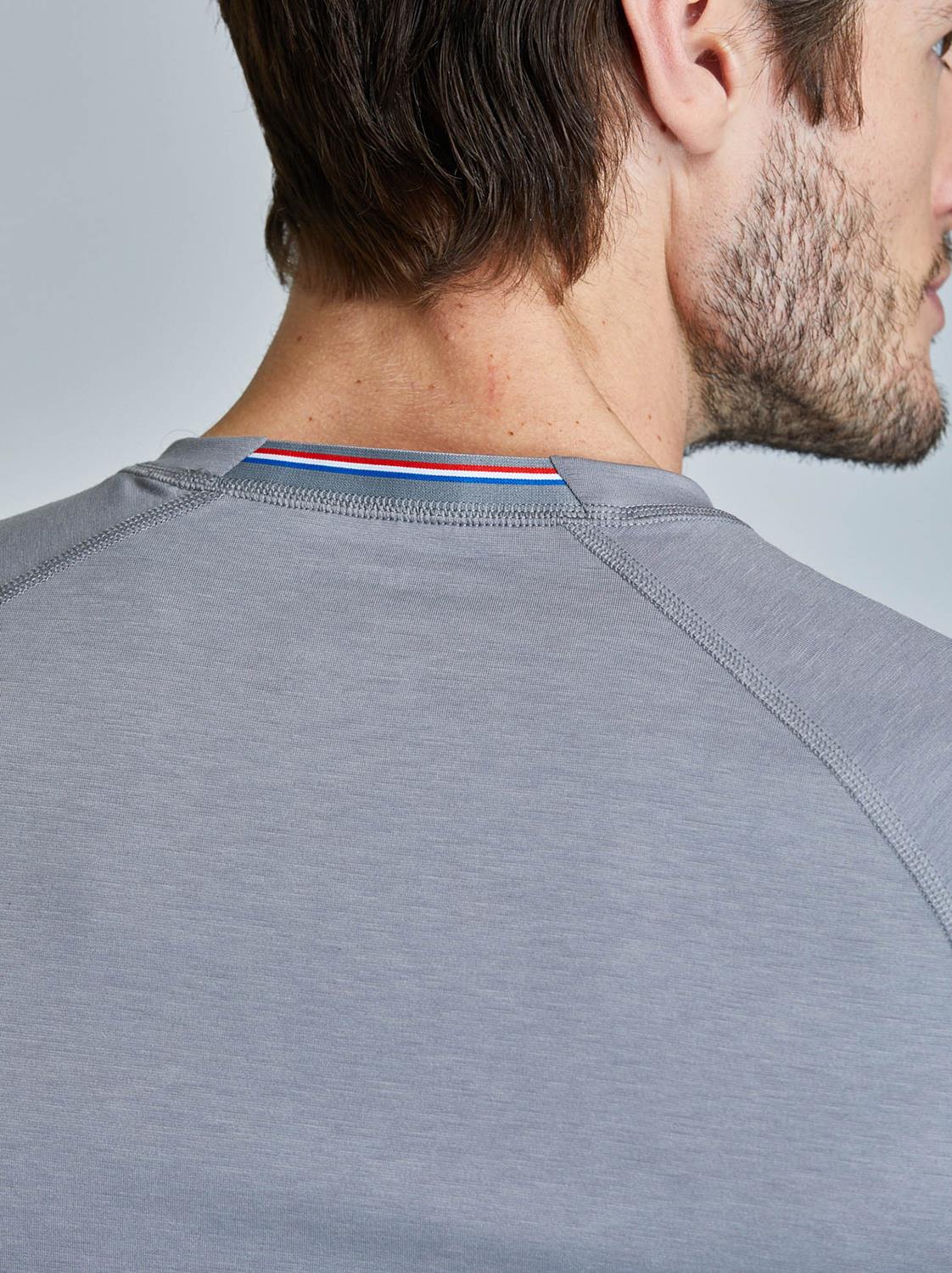 Men's performance moisture-wicking t-shirt in grey